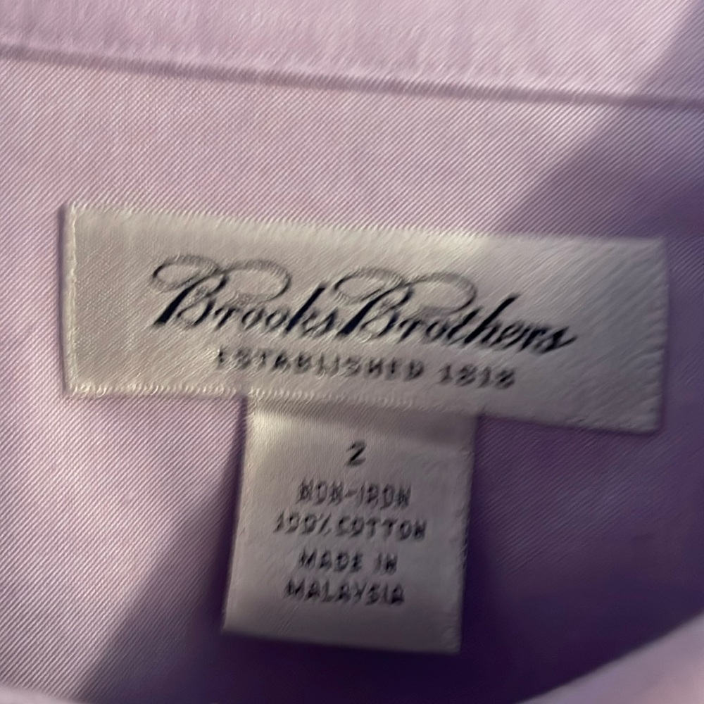 Ladies Brooks Bros man tailored shirt.size 2 lavender
